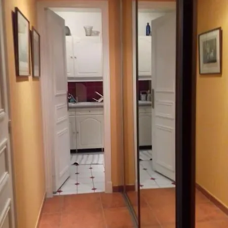 Beau Temps Aux Champs Elysees, Tour Eiffel París