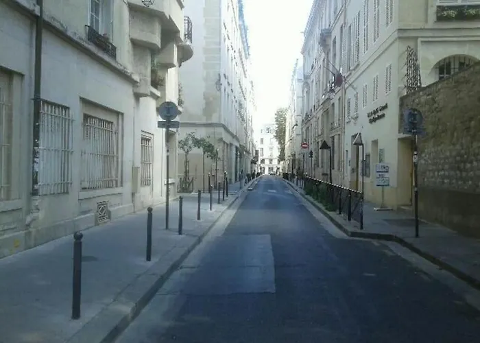 Beau Temps Aux Champs Elysees, Tour Eiffel *