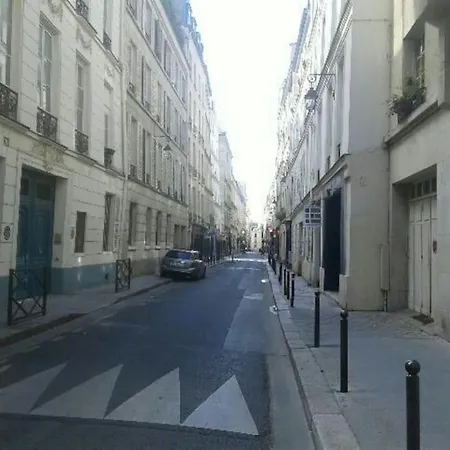 Beau Temps Aux Champs Elysees, Tour Eiffel *